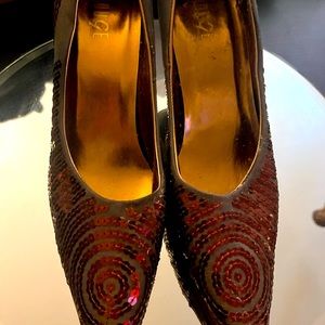 Elegant Vintage sequins pointy toe pumps heels - worn a couple of times